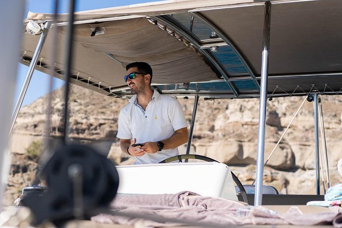 Santorini:All-inclusive Catamaran Cruise with Thirassia Stop - Thirassia is the cruise’s most relaxed stop