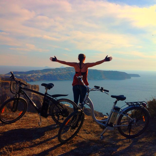 Santorini: Around the Island by Electric Bike - Bike quality, comfort, and route conditions