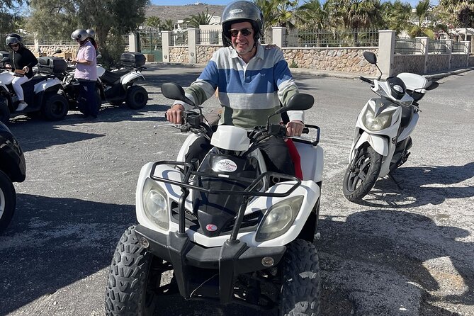 Santorini ATV Highlights Tour: Oia, Viewpoints & Volcanic Beaches - Perissa and the black volcanic beach