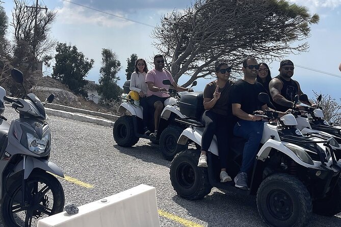 Santorini ATV Highlights Tour: Oia, Viewpoints & Volcanic Beaches - What the guide adds to the ride
