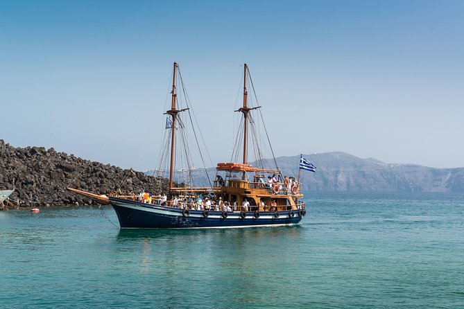 Santorini Caldera Cruise Tour (Volcano, Hot Springs, Thirassia) - Practical packing list for a smoother day