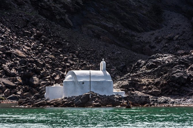 Santorini Caldera Cruise Tour (Volcano, Hot Springs, Thirassia) - Thirassia: two hours for lunch and slow island time