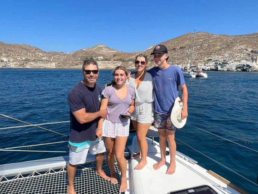 Santorini: Caldera Cruise with Greek Meal and Transfer - Crew, boat, and the five-hour rhythm