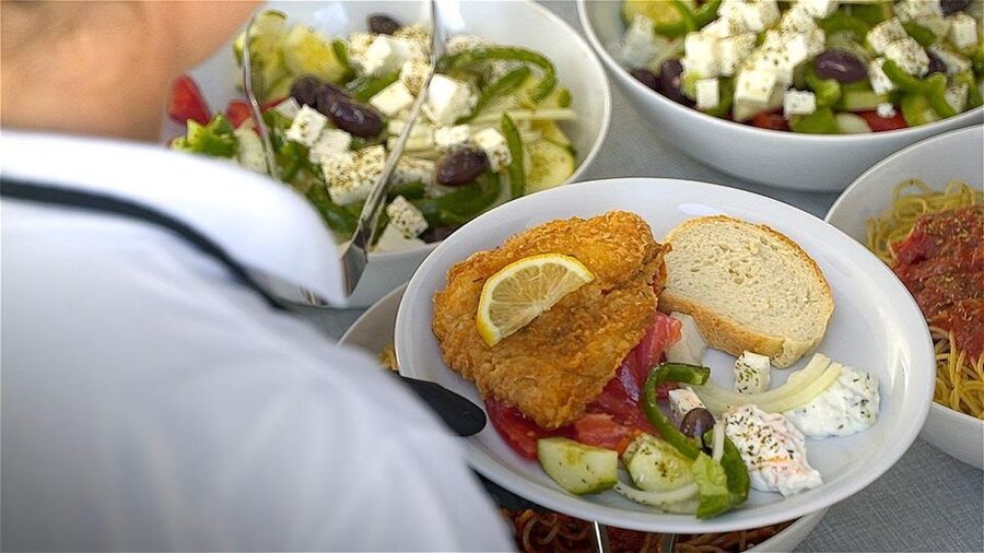 Santorini: Caldera Cruise with Greek Meal and Transfer - Should you book this Santorini catamaran cruise?