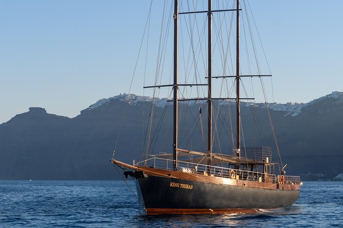 Santorini Caldera Morning Cruise With King Thiras Boat - Getting to Athinios Port in the morning