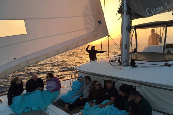 Santorini Caldera Panorama Winter Cruise All Inclusive - Circling the volcano and reaching Nea Kameni