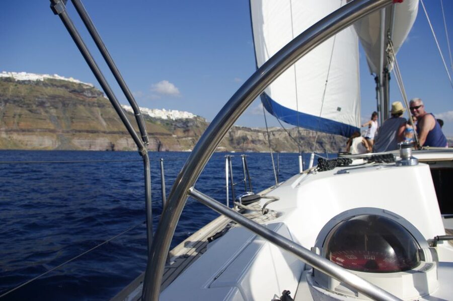 Santorini Caldera: Sunset Sailing Cruise with Meal - Why this sunset cruise works so well