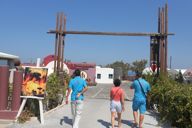 Santorini car tour with a local - Oia: famous views with time to browse