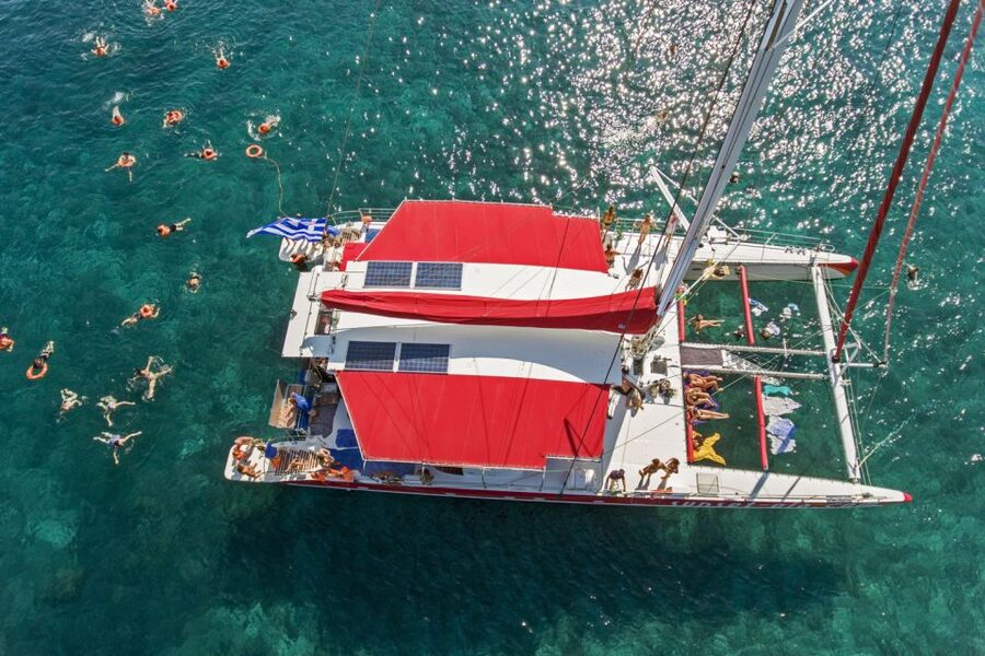 Santorini: Catamaran Cruise, Winery, & Oia Sunset Combo Tour - A morning on Santorini’s caldera