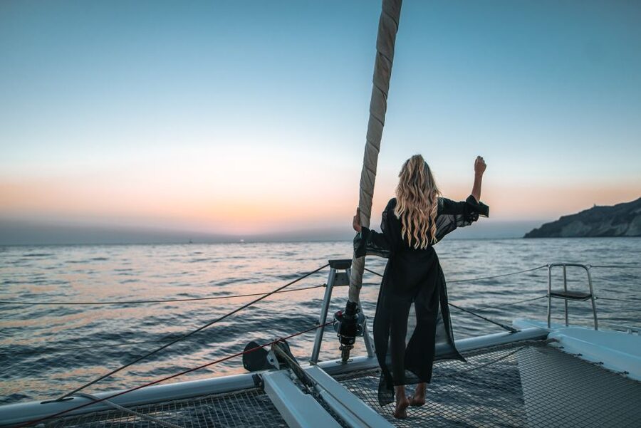 Santorini: Catamaran Cruise with Meal & Open Bar - Black Beach and the Akrotiri Lighthouse