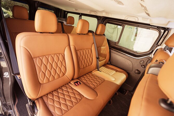 Santorini Chauffeur - Choosing between one, four, five, or eight hours
