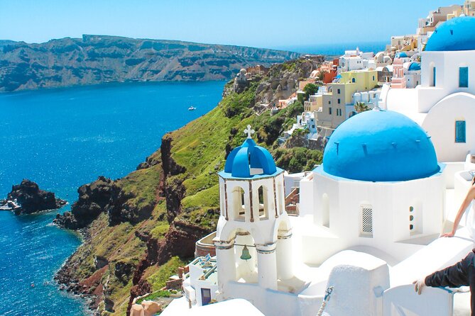 Santorini Classic Highlights and Sightseeing Private Tour - Red Beach and the lighthouse photo stop