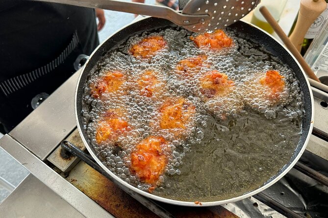 Santorini Cooking Class-2 Wineries: Special Honey Moon Experience - Key points at a glance