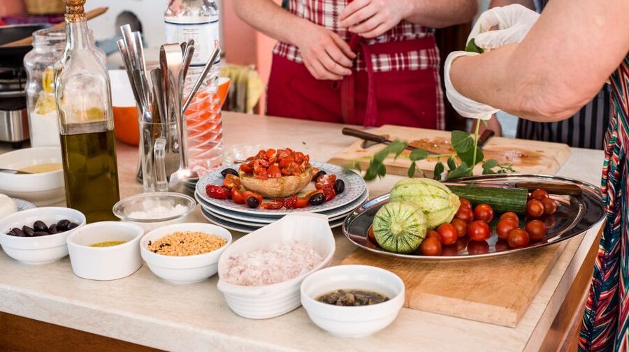 Santorini: Cooking Class and Easy Hike - Why this Santorini outing feels different