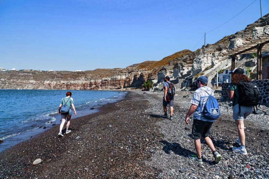 Santorini: Cooking Class and Easy Hike - Who should book this experience?