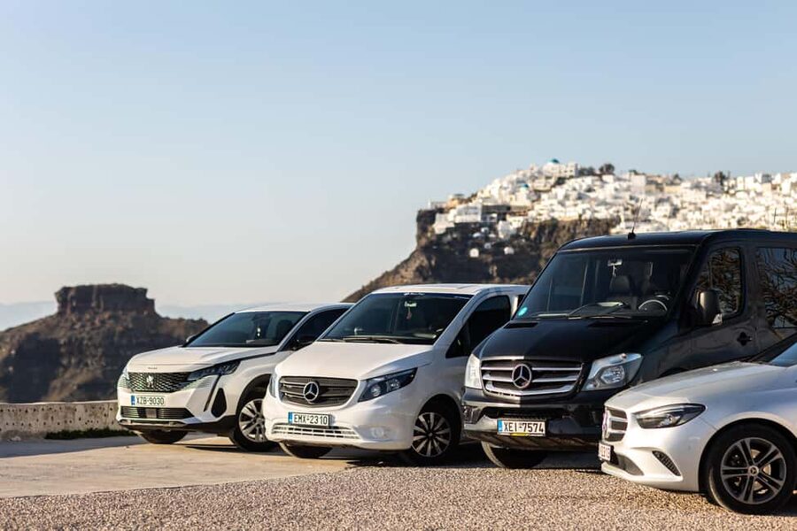 Santorini: Customizable Private Tour with a local Guide - A private way to see Santorini’s big sights