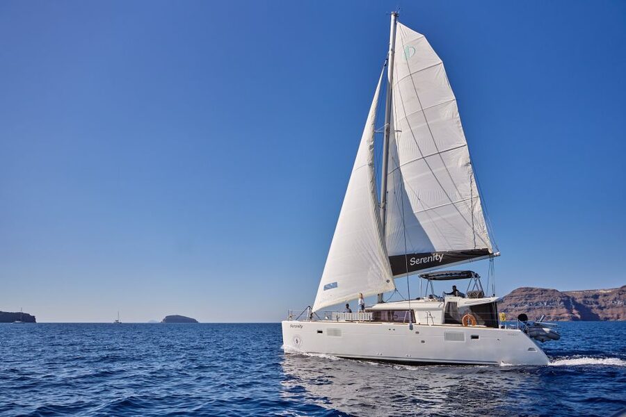 Santorini: Day Luxury Catamaran Cruise with Meal & Drinks - Hotel pickup from Oia, Fira, and beyond