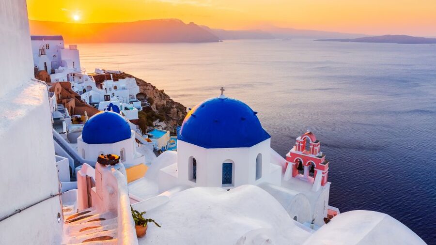 Santorini : Discover with Locals - Private Shore Excursion - How to make four hours work