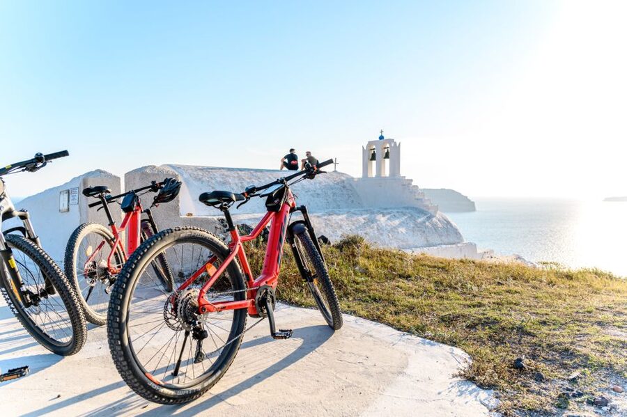 Santorini e-bike guided tours - Caldera views without making the whole day about crowds