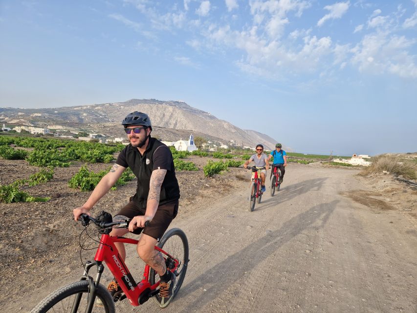 Santorini: E-bike tour experience - Why an e-bike is a smart way to see southern Santorini