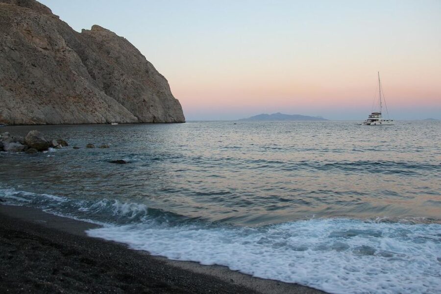 Santorini Fully Customizable Tour - Why a private Santorini route can work so well