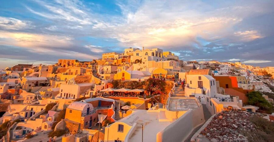 Santorini: Guided Island Day Trip with Beach Visit - One day, six sides of Santorini