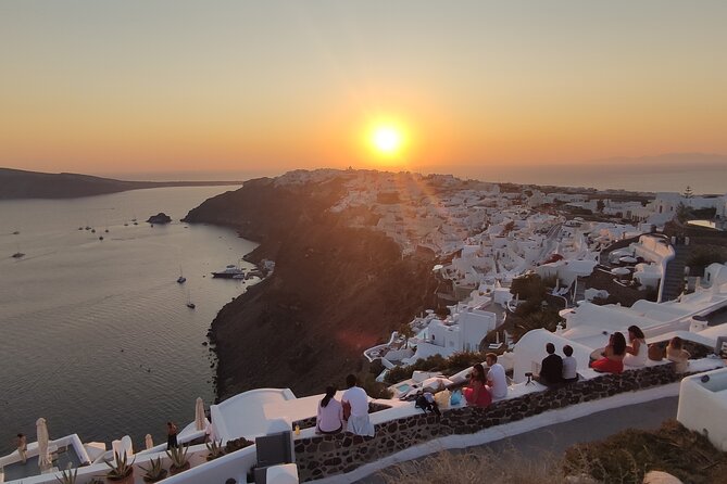Santorini: Half-Day Island Sightseeing Tour - What the guides add to the ride