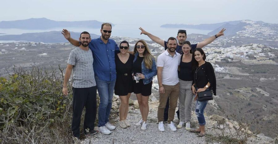 Santorini: Half-Day Sightseeing Tour with Hotel Pickup - Firostefani and Imerovigli for the classic caldera views