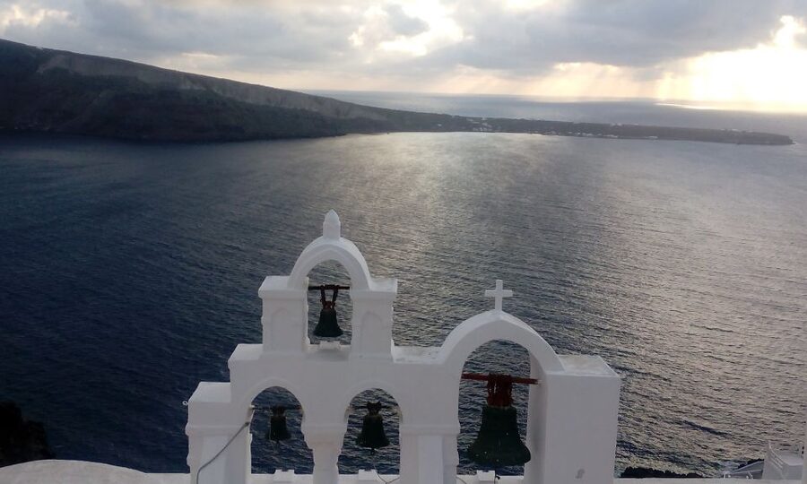 Santorini: Half-Day Sightseeing Tour with Hotel Pickup - Oia is the headline stop