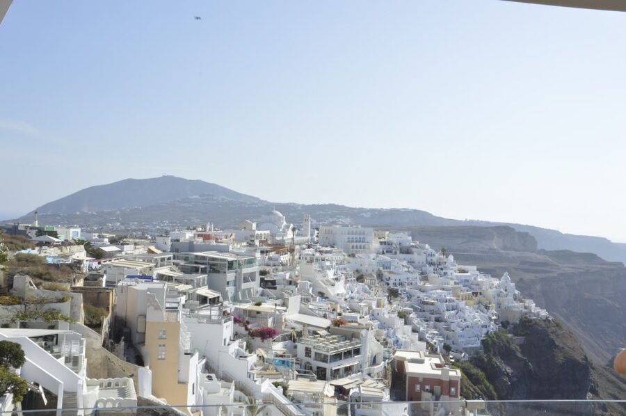 Santorini: Half-Day Sightseeing Tour with Hotel Pickup - Starting the day with hotel pickup