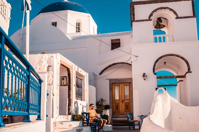 Santorini Highlights Small-Group Tour with Wine Tasting option - The guides make the largest difference