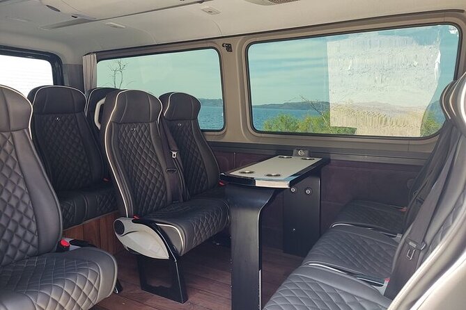 Santorini Highlights Tour 5 Hour - How the private vehicle affects the day