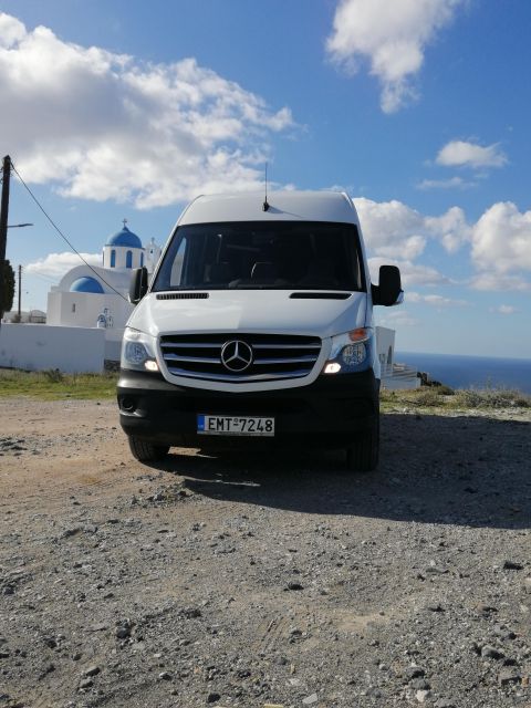 Santorini highlights tour - What the private vehicle adds to the experience
