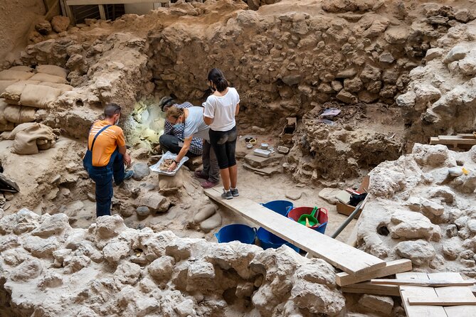 Santorini History & Archeology Tour - The Museum of Prehistoric Thira in Fira