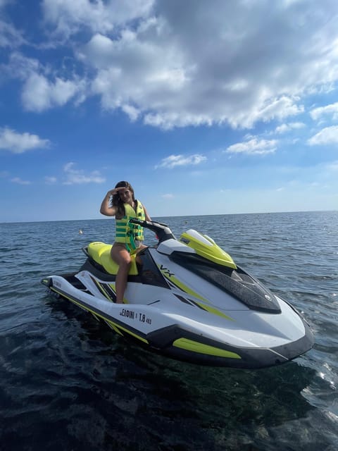 Santorini: Jet Ski Rental Perissa, Perivolos and St. George - What happens before you start the engine