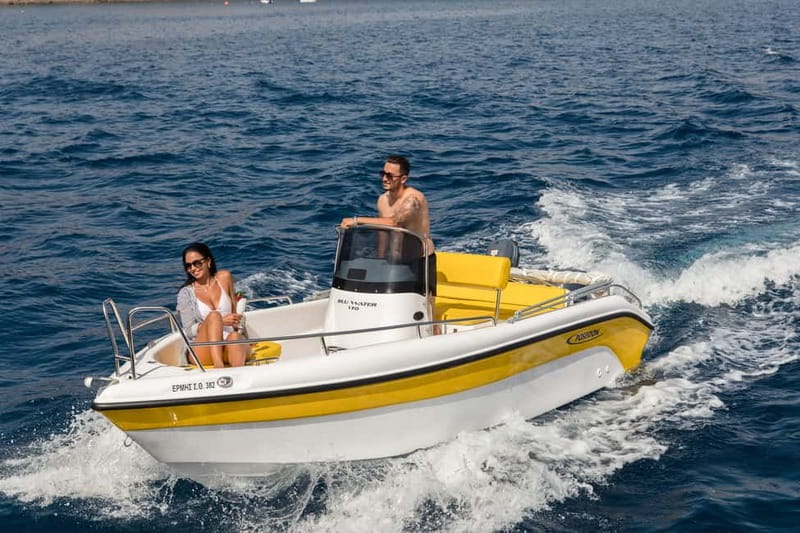 Santorini: license free boat in Santorini - Key points to know before you book