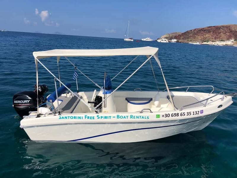 Santorini: License-Free Boat Rental with Ice, Water, & Fruit - Taking the Helm in Santorini’s Caldera
