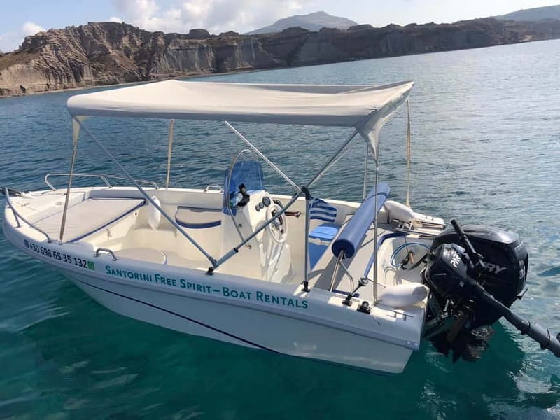 Santorini: License-Free Boat Rental with Ice, Water, & Fruit - Meeting at Notos Hotel and Getting Ready