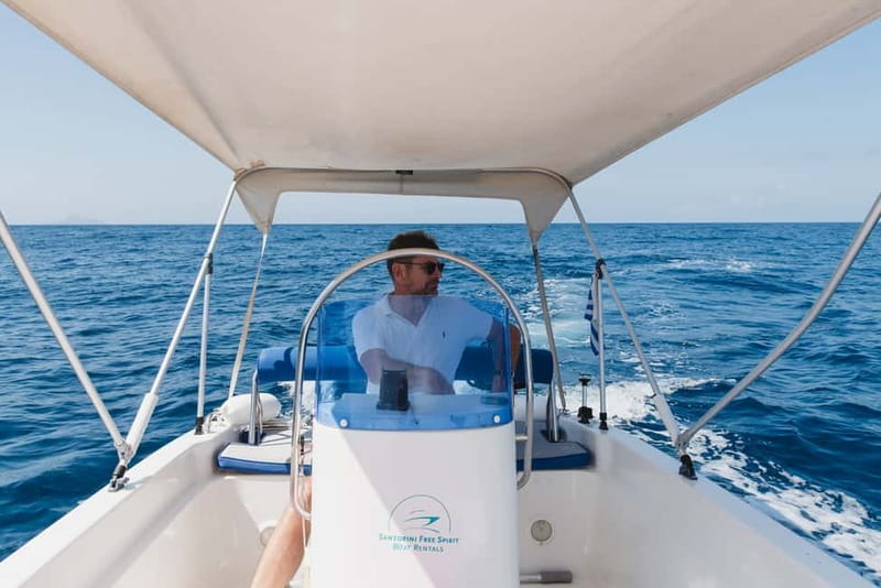 Santorini: License-Free Boat Rental with Ice, Water, & Fruit - Who Will Enjoy This Boat Rental Most
