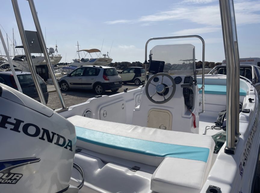 Santorini: License-Free Boat Rental with Snorkeling Gear - Snorkeling in clear Santorini water