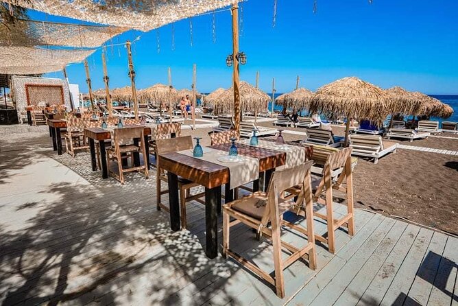 Santorini like a local: Discover local flavors by exploring the island! - What private transport changes