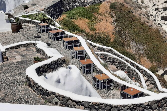 Santorini like a local: Discover local flavors by exploring the island! - Is $289.40 per person fair?