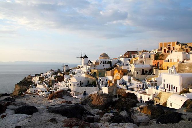 Santorini local private tour for small group - Firostefani and the famous blue dome