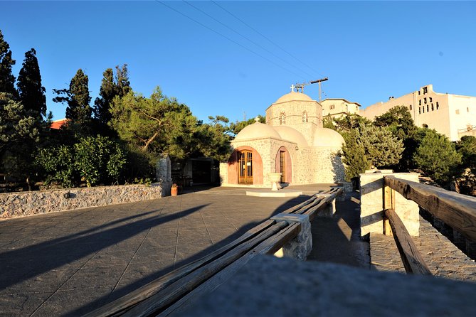 Santorini Luxury Custom Private Tour with Local guide - Megalochori: the island’s slower village side