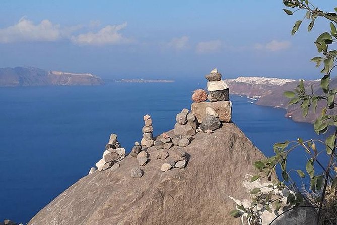 Santorini Luxury private tour for small groups - Seeing Santorini without losing half the day