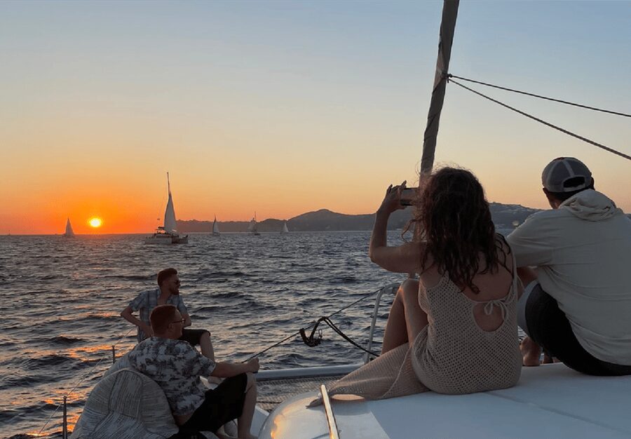 Santorini: Luxury Sunset Cruise with Dinner, BBQ, and Drinks - What the crew and transport add