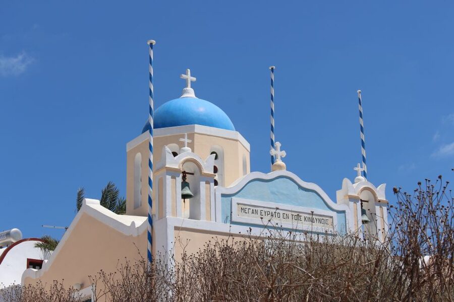 Santorini: Mesa Gonia, Pyrgos and Oia Tour - Who should book this experience?