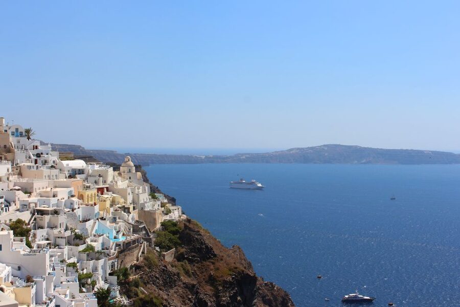 Santorini: Mesa Gonia, Pyrgos and Oia Tour - Why this Santorini tour is different