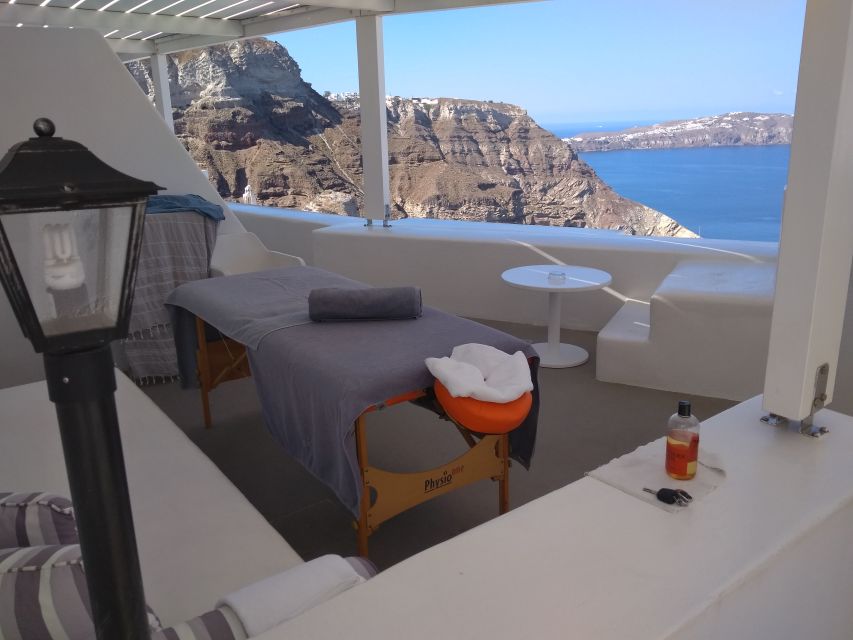 Santorini: Mobile Couples Massage at Your Private Villa - Important limits before you reserve