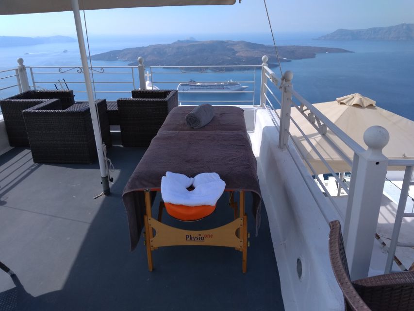 Santorini: Mobile Couples Massage at Your Private Villa - What happens before the massage begins